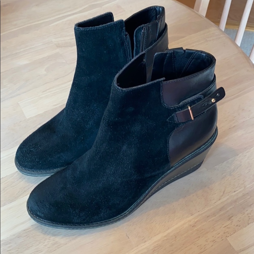 Cole Haan Winter Wedge Booties sz 91/2